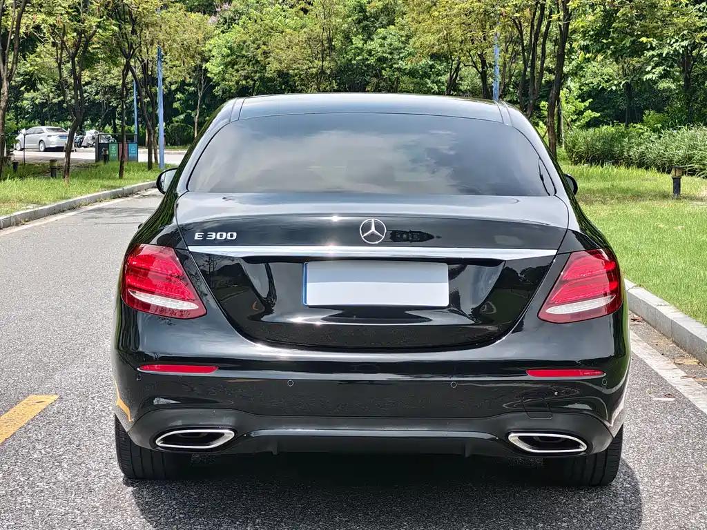 Mercedes-Benz E-Class 2018