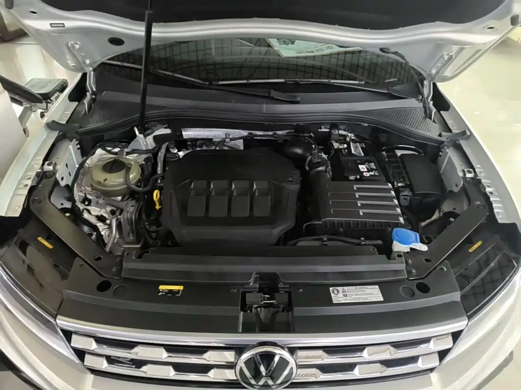 Volkswagen Tiguan L 2021 — фото 20