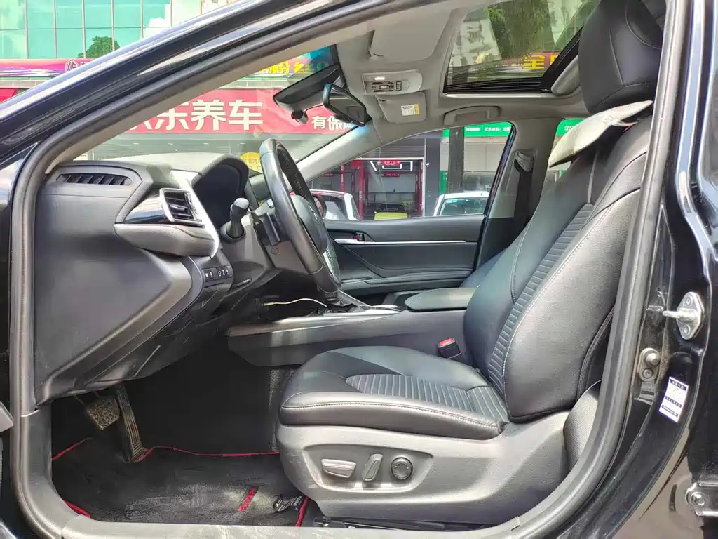 Toyota Camry 2023