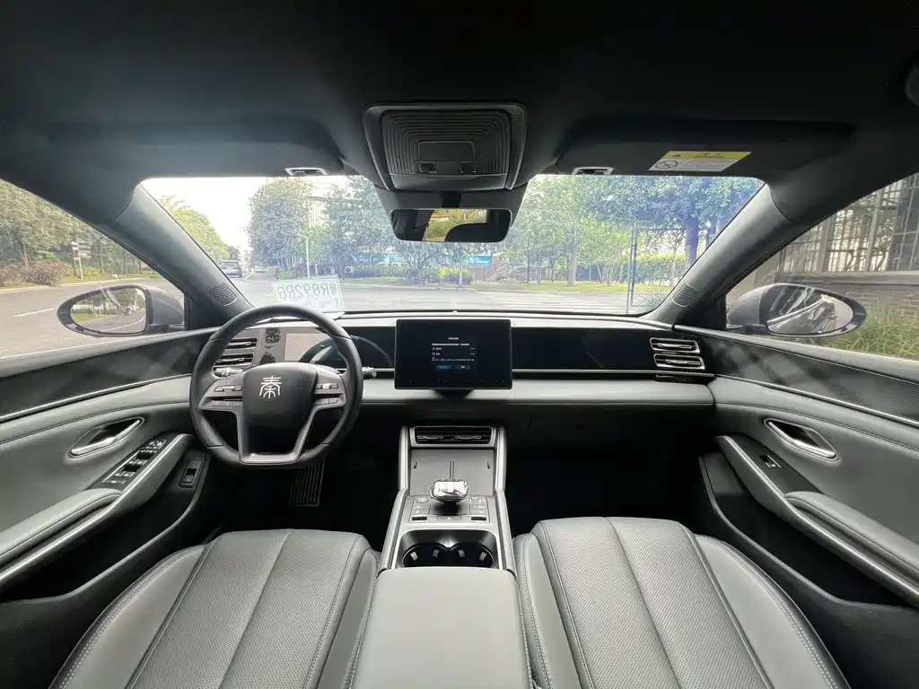 BYD Qin L 2025 — фото 11