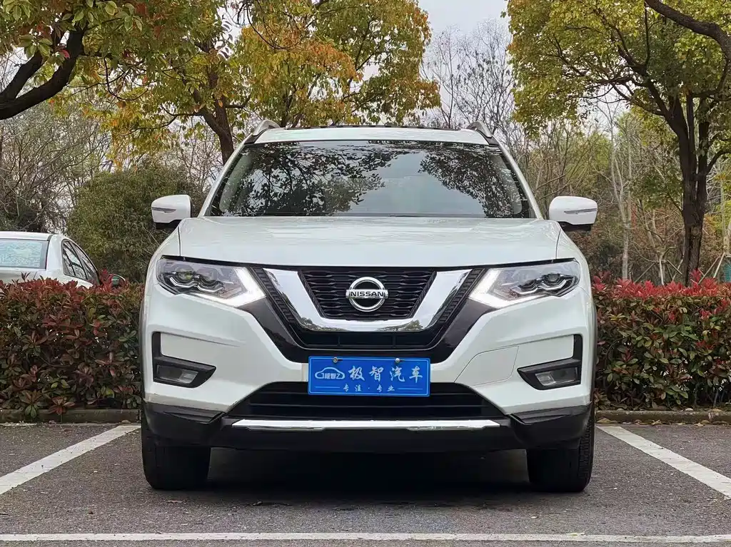 Nissan X-Trail 2020 — фото 2