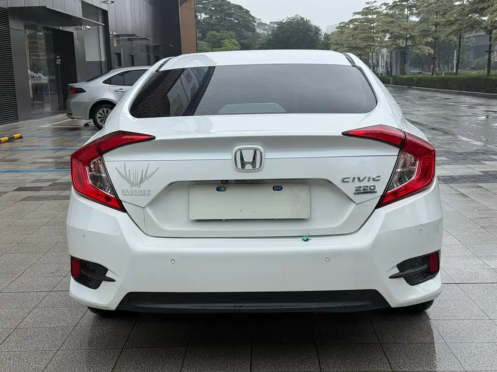 Honda Civic 2017 — фото 5