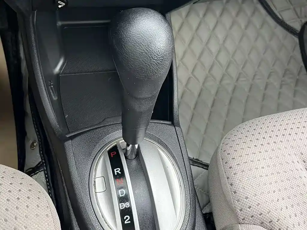 Honda Fit 2010 — фото 15
