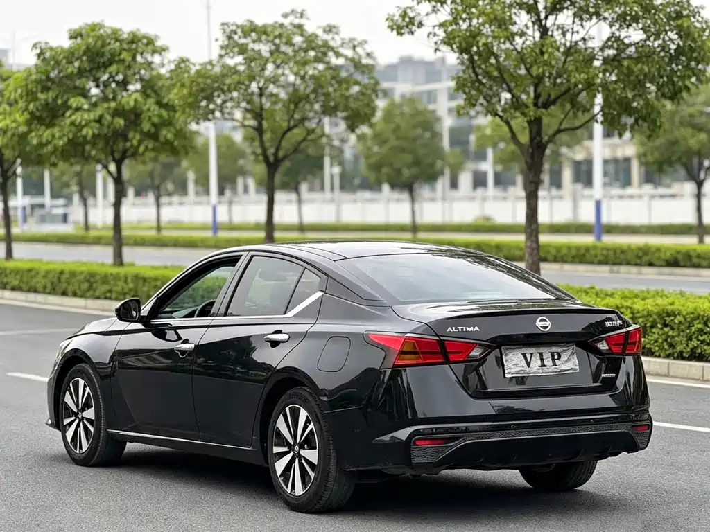 Nissan Teana 2021 — фото 9