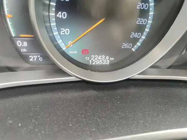 Volvo V40 2015