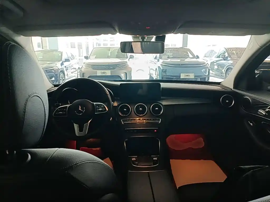 Mercedes-Benz C-Class 2019 — фото 10