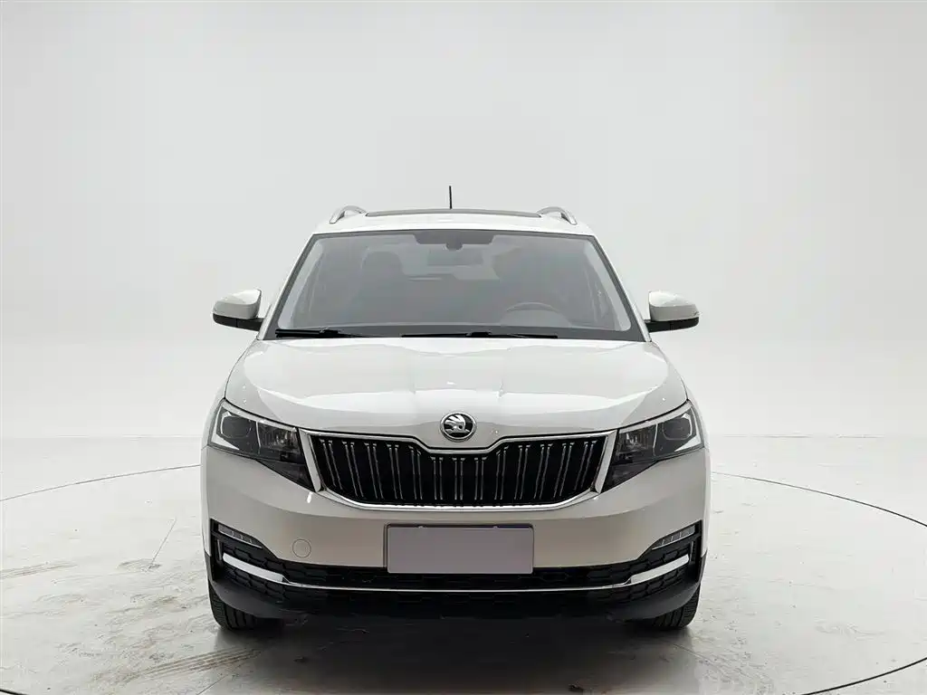 Skoda Kamiq 2022 — фото 2