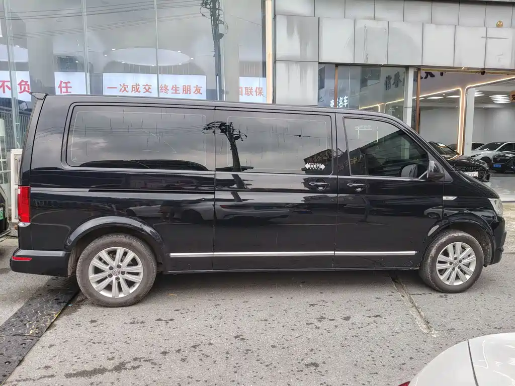 Volkswagen Caravelle 2017