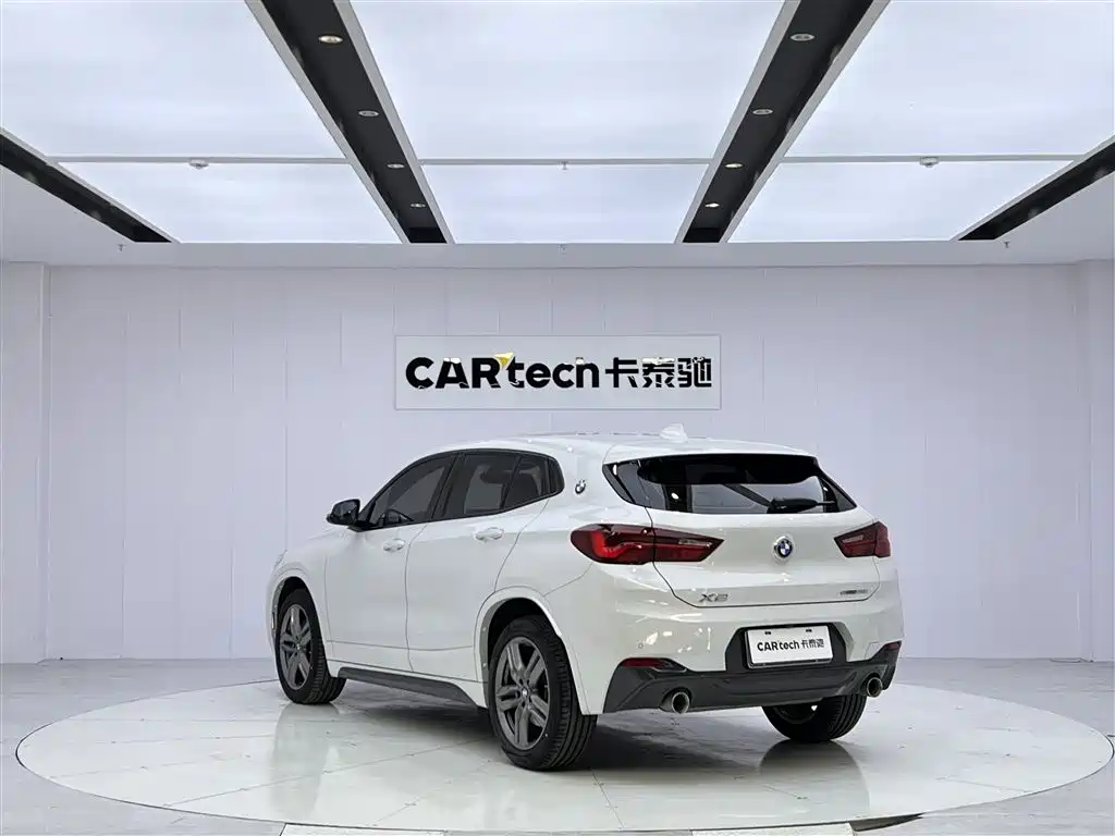 BMW X2 2021 — фото 12