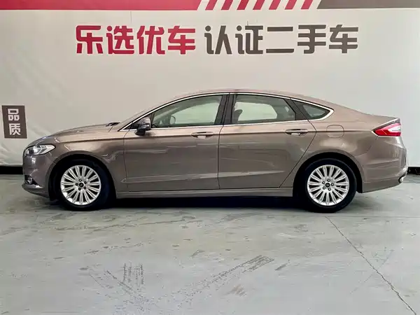 Ford Mondeo 2015