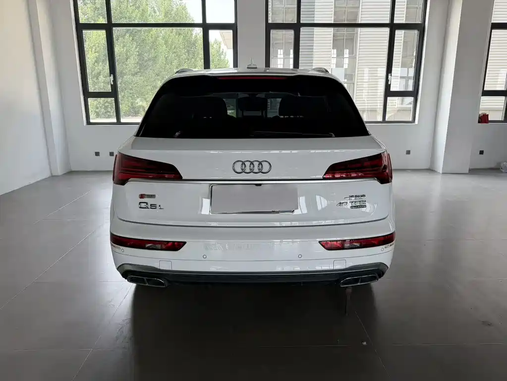 Audi Q5L 2022 — фото 4