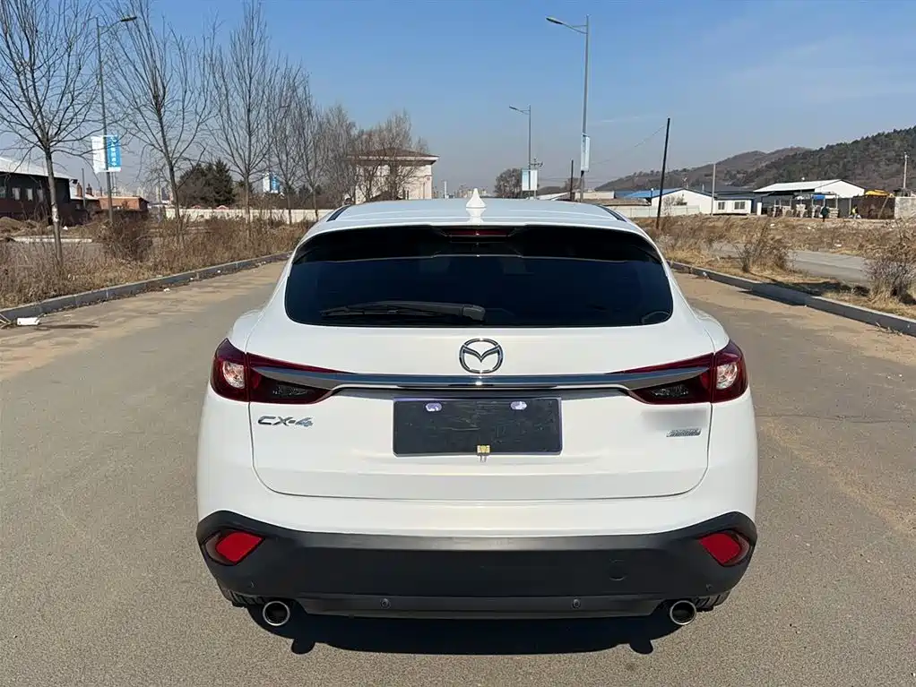 Mazda CX-4 2019 — фото 12