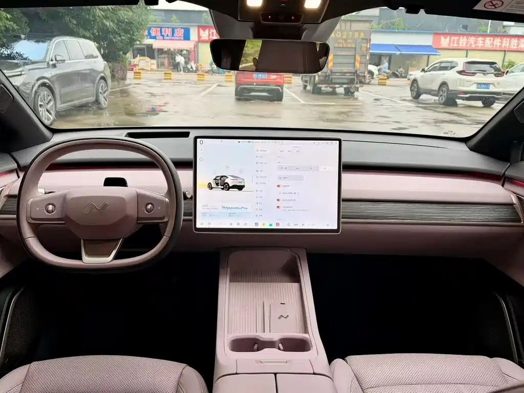 ONVO L60 2025