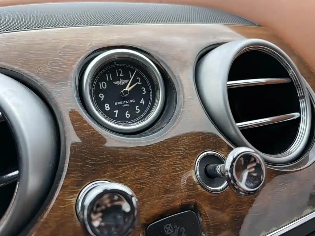 Bentley Continental 2014 — фото 15