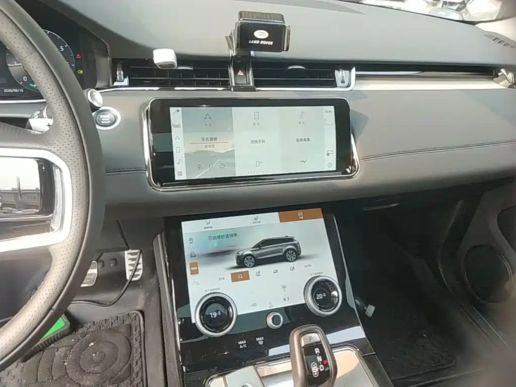 Land Rover Evoque 2023 — фото 13