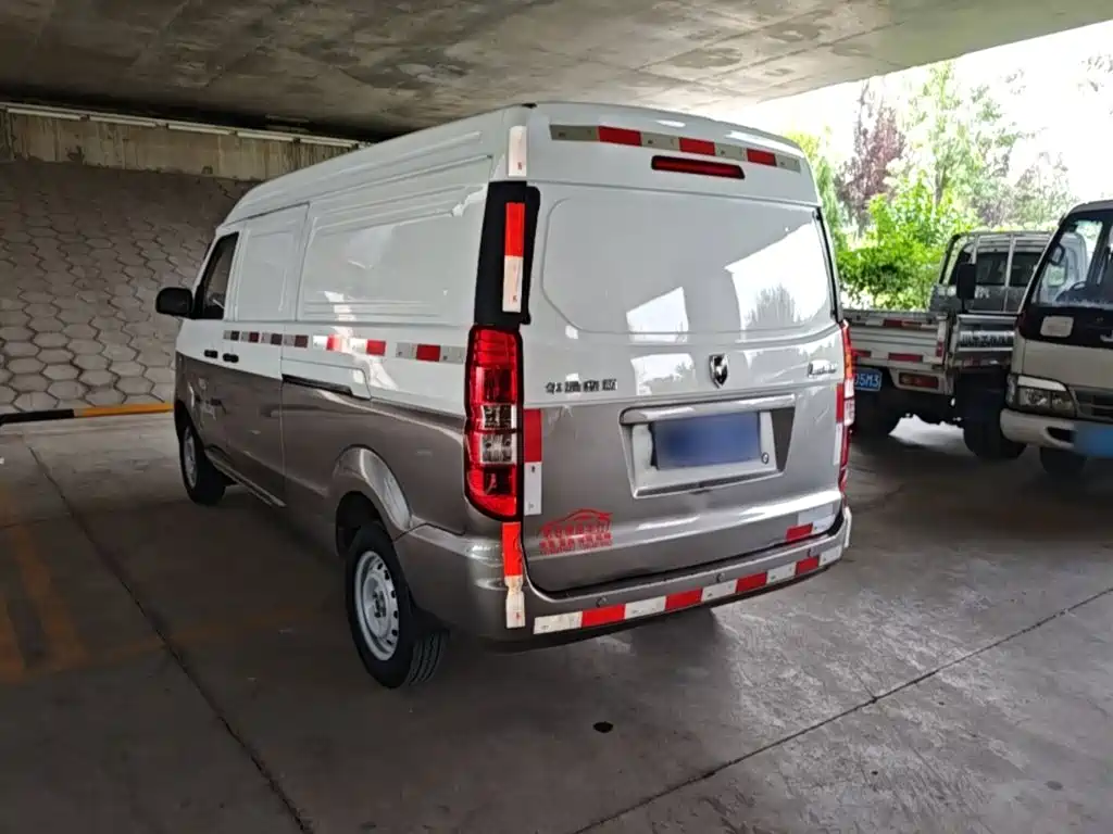Jinbei Hiace X30L 2024