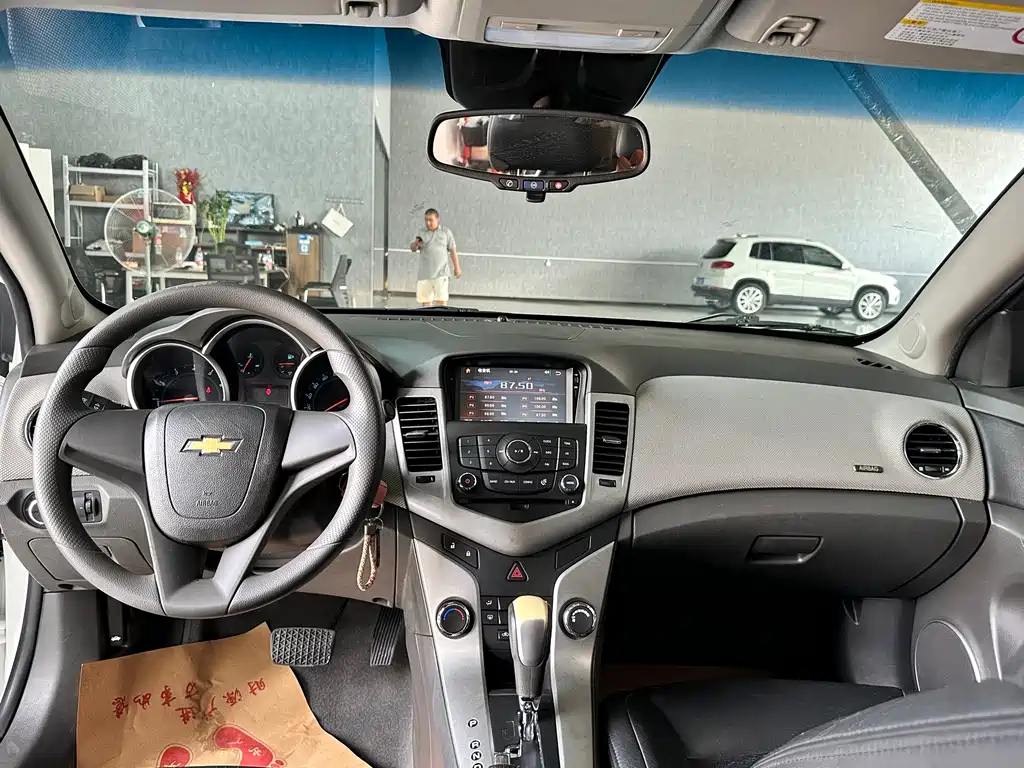 Chevrolet Cruze 2012 — фото 16