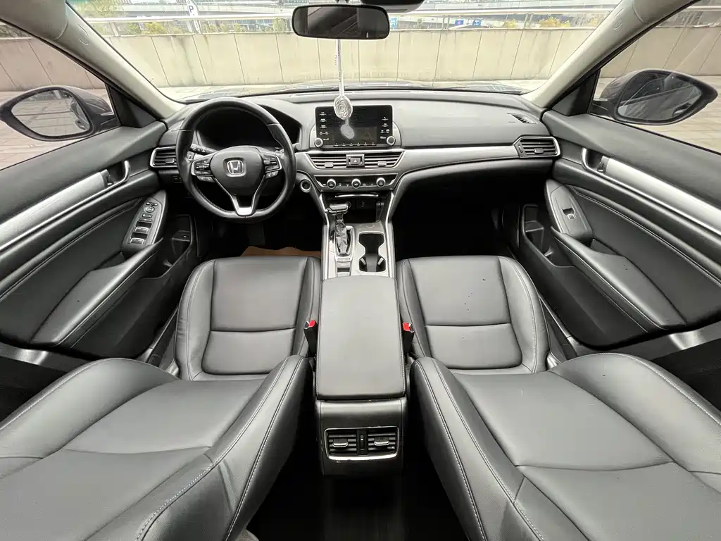 Honda Accord 2021 — фото 20