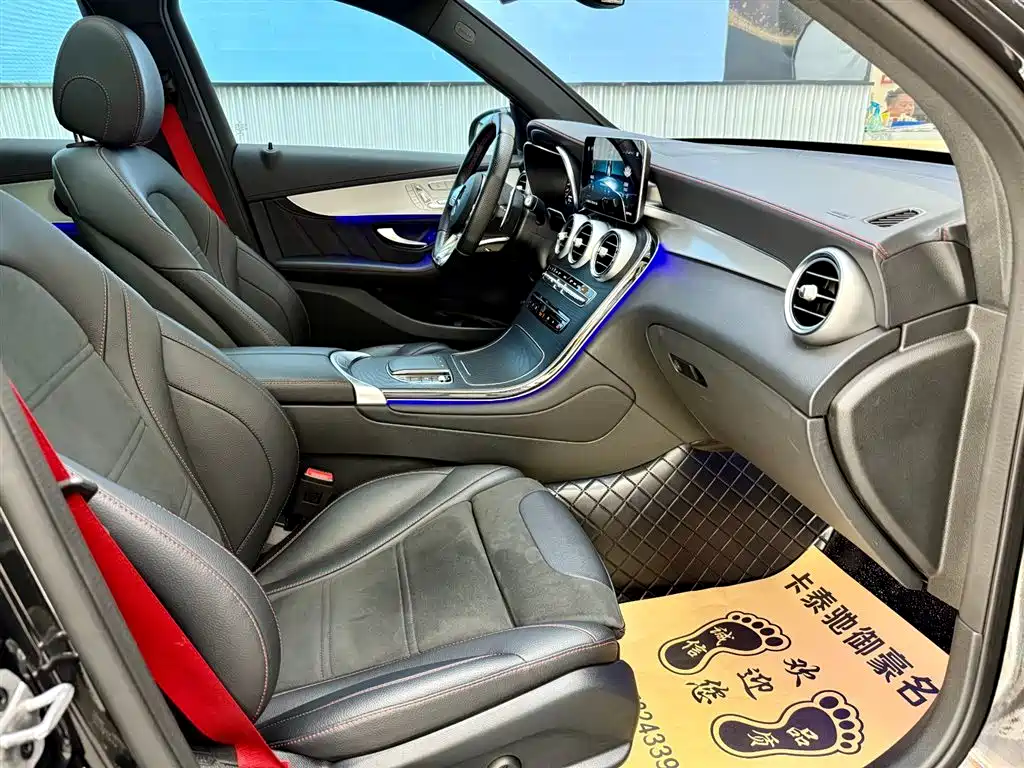 Mercedes-Benz GLC AMG 2023 — фото 22