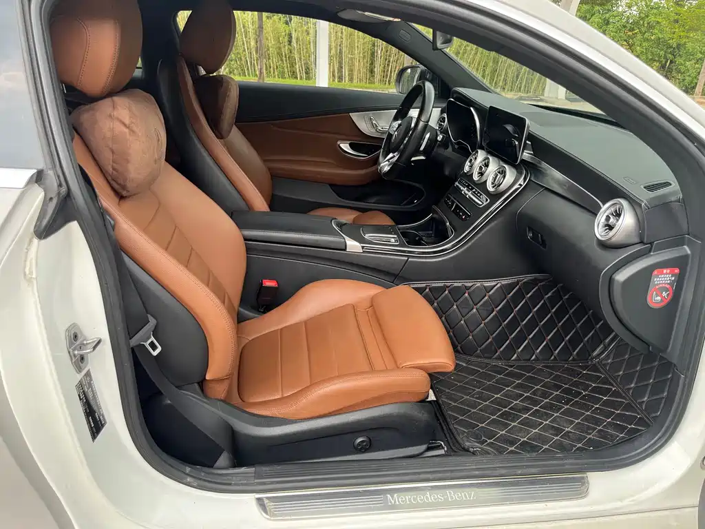 Mercedes-Benz C-Class 2019 — фото 13