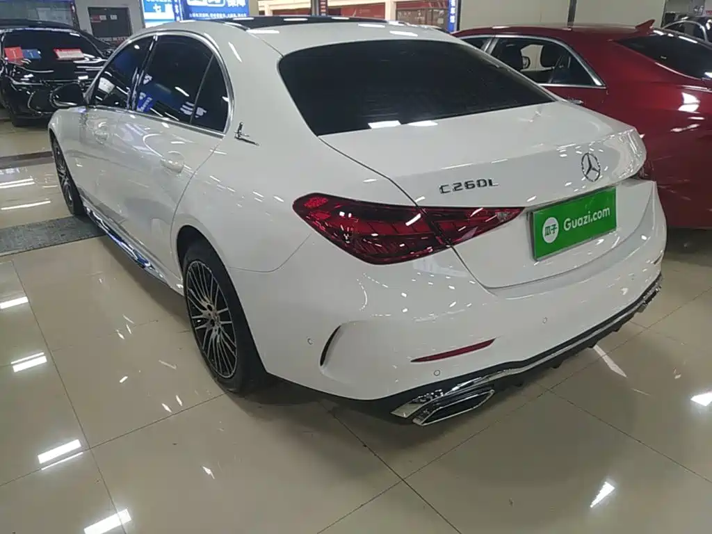 Mercedes-Benz C-Class 2025