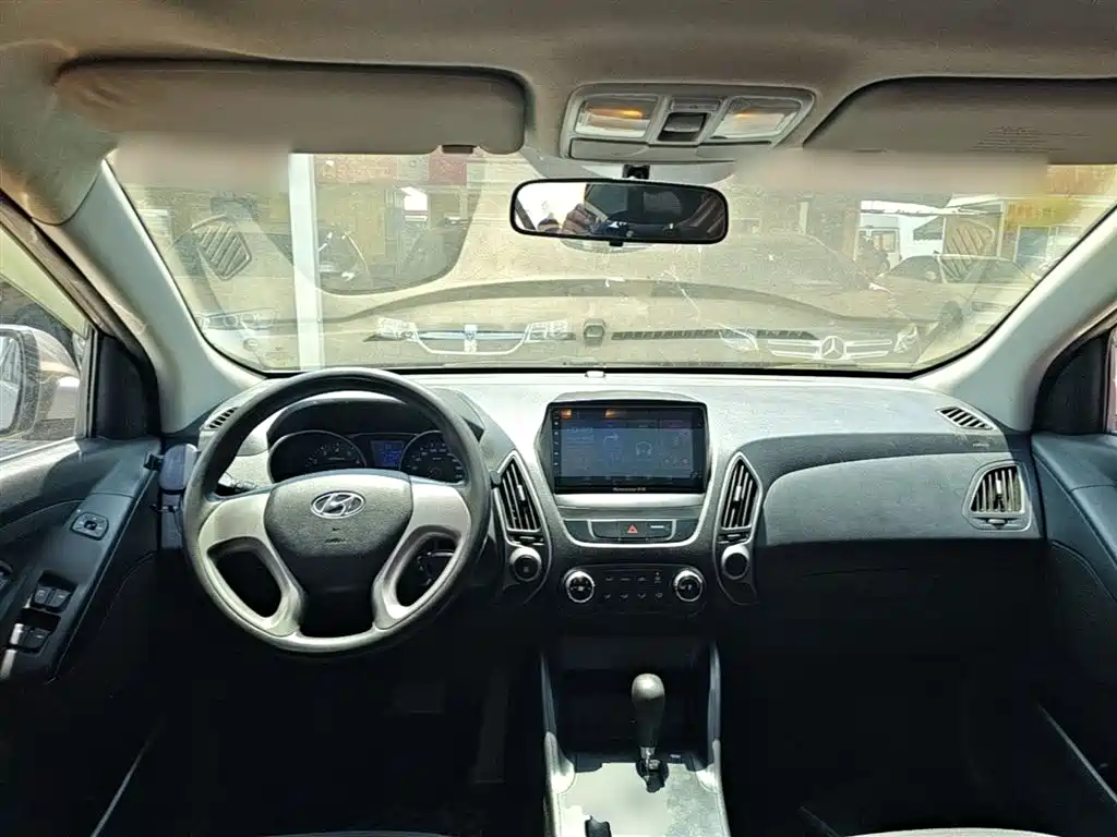 Hyundai ix35 2014 — фото 10