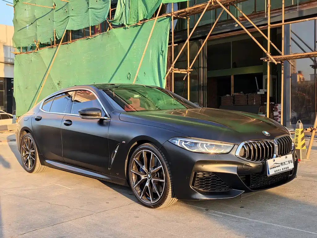 BMW 8 Series 2021 — фото 3
