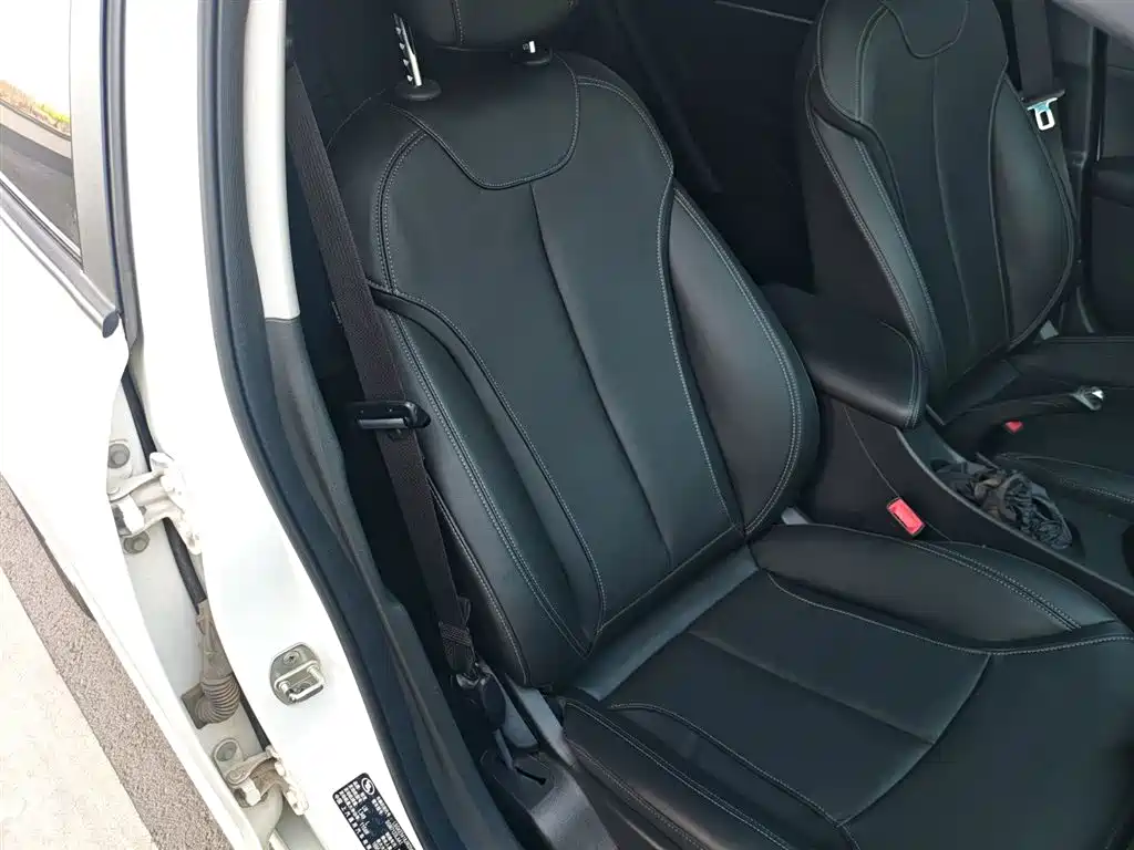 Buick Excelle 2018 — фото 25