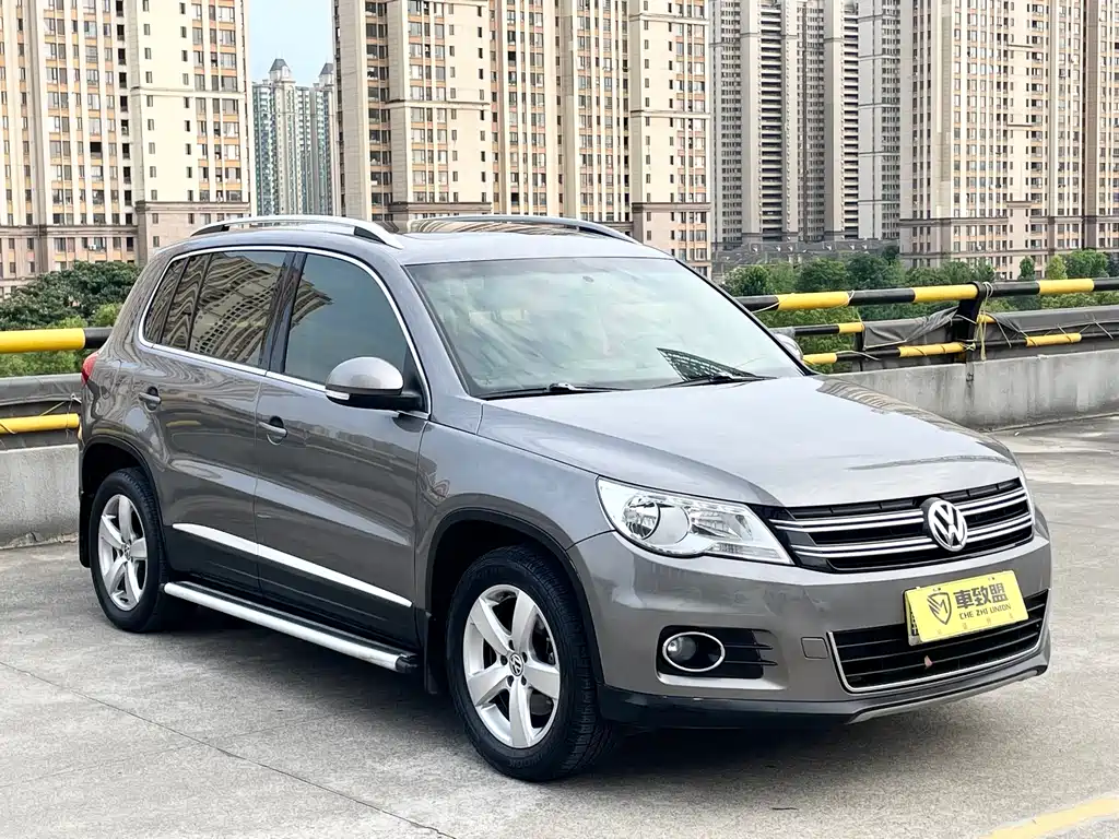 Volkswagen Tiguan 2011 — фото 3