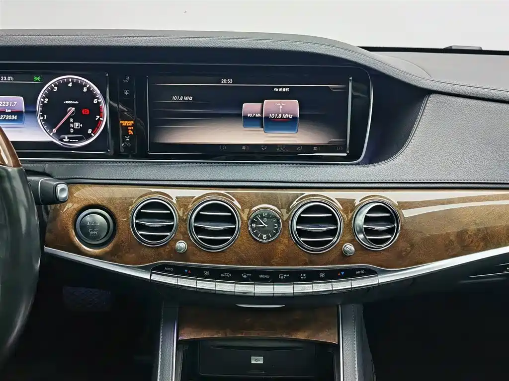Mercedes-Benz S-Class 2015 — фото 12
