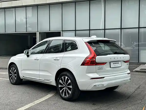 Volvo XC60 2023
