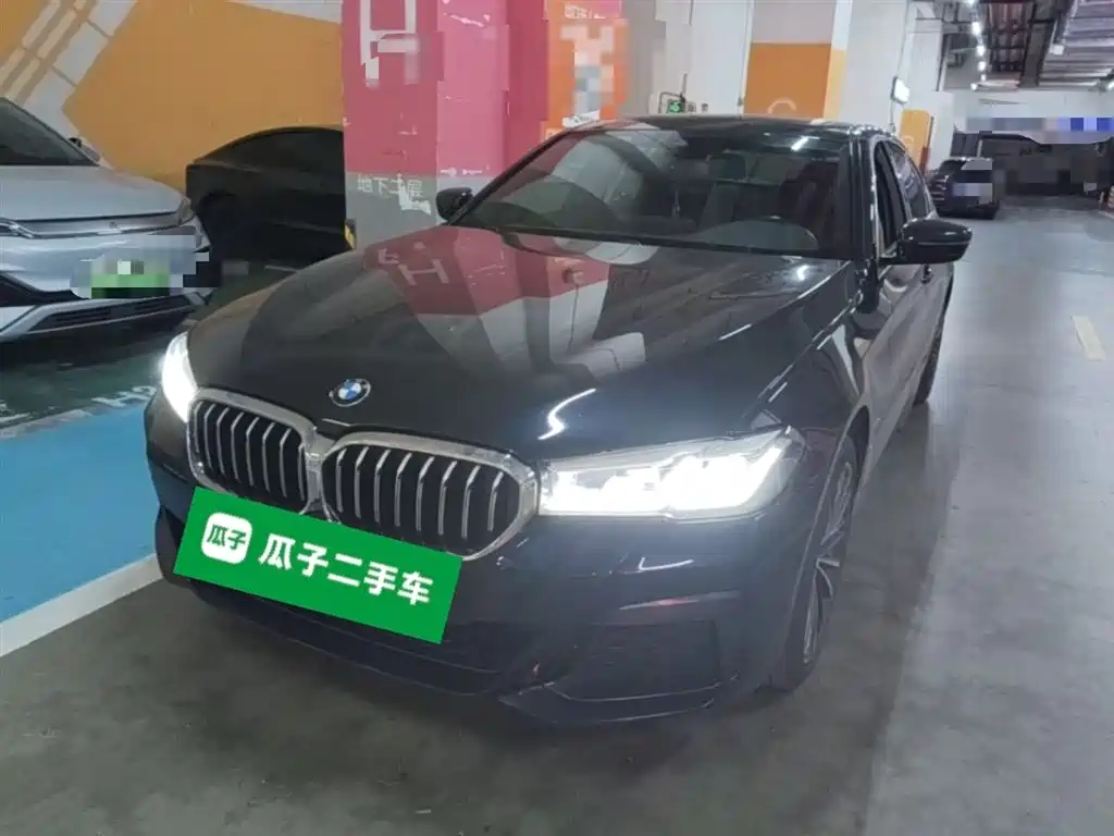 BMW 5 Series 2023 — фото 1