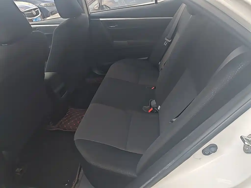 Toyota Corolla 2019 — фото 17