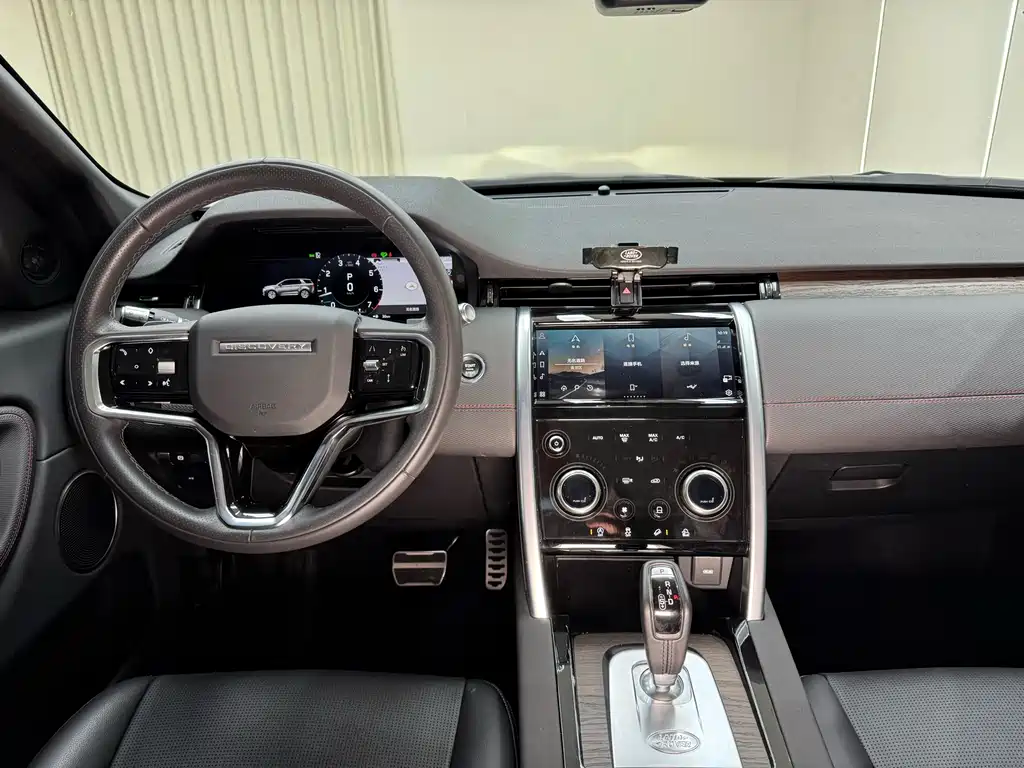 Land Rover Discovery Sport 2022 — фото 21