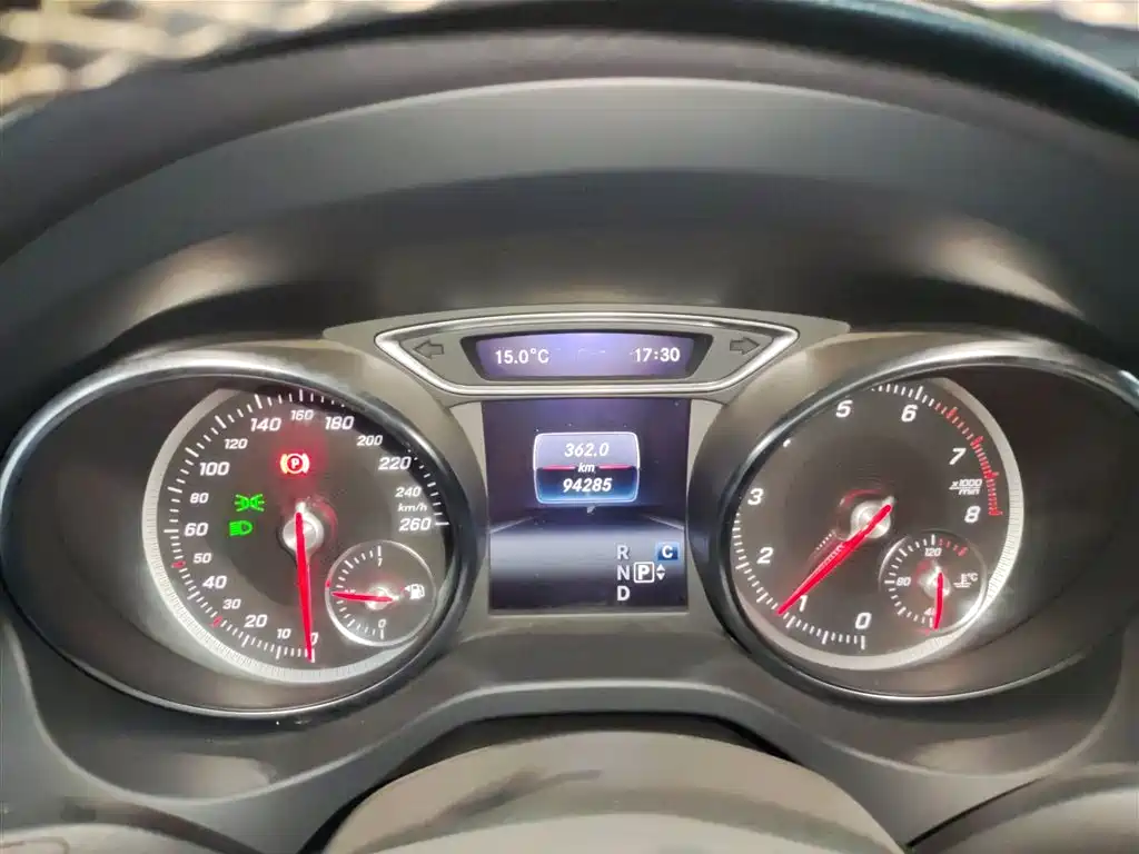 Mercedes-Benz GLA 2019 — фото 12
