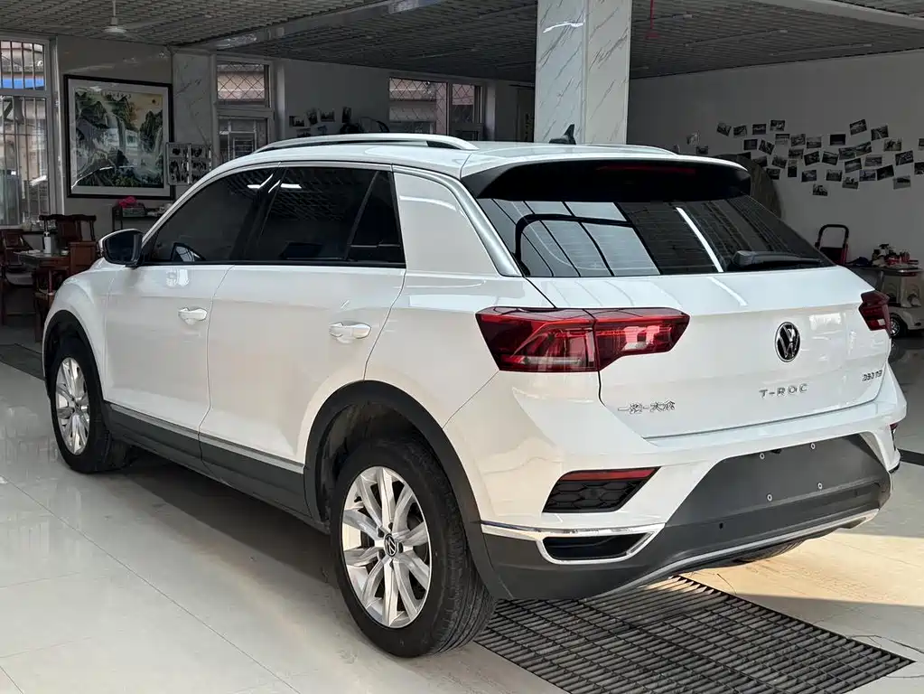 Volkswagen T-Roc 2022 — фото 6