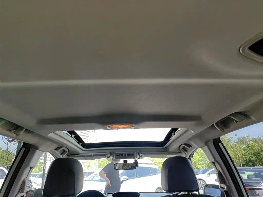 Subaru Forester 2015 — фото 18