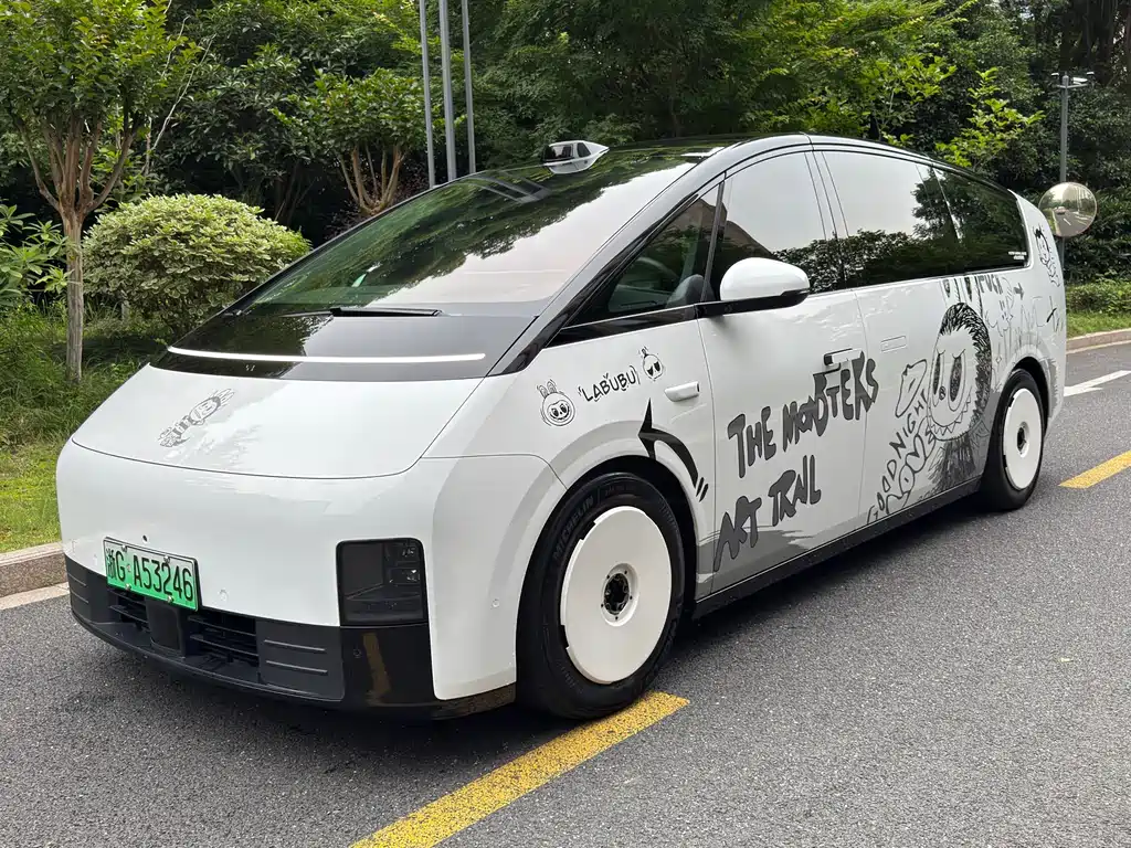 Li Auto Li MEGA 2024