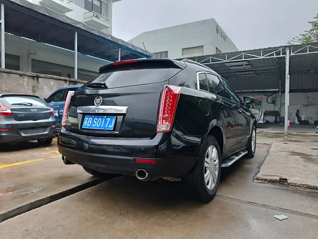 Cadillac SRX 2014 — фото 6