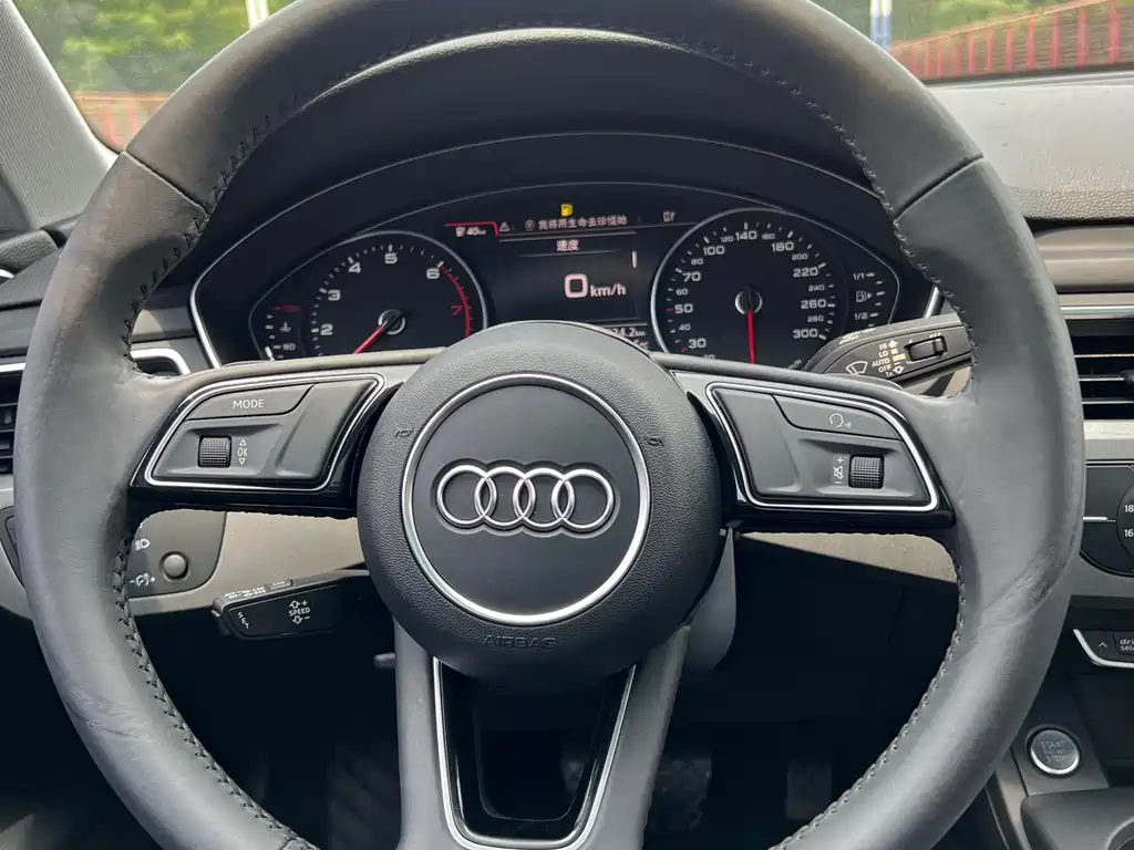 Audi A4L 2019 — фото 13