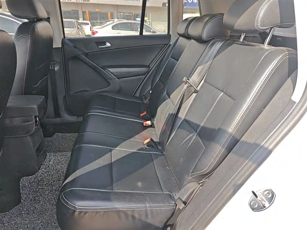 Volkswagen Tiguan 2018 — фото 13