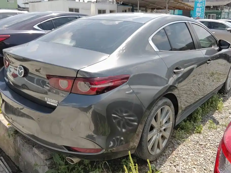 Mazda 3 Angkesela 2021
