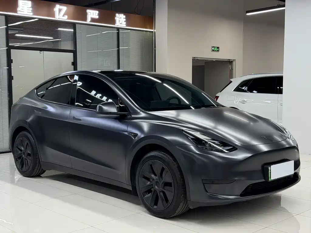 Tesla Model Y 2024 — фото 3