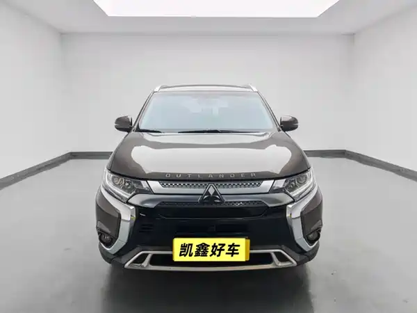 Mitsubishi Outlander 2020