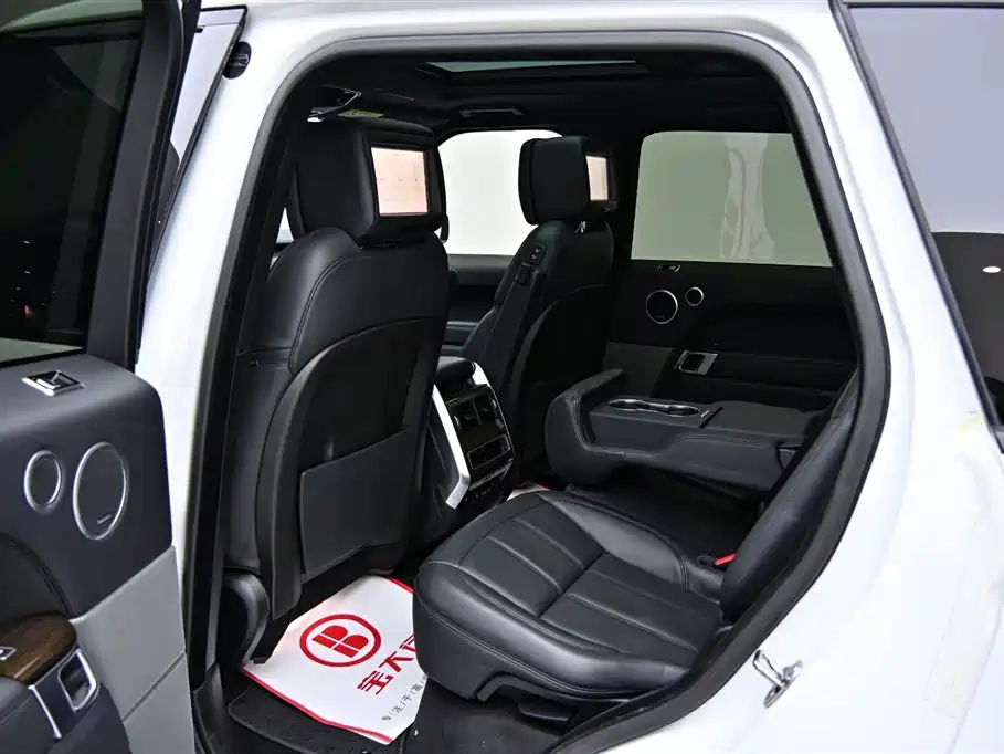 Land Rover Range Rover Sport New Energy 2018 — фото 13