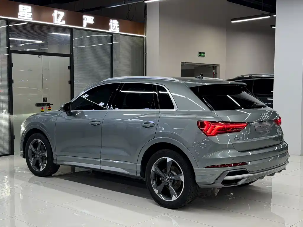 Audi Q3 2022 — фото 19