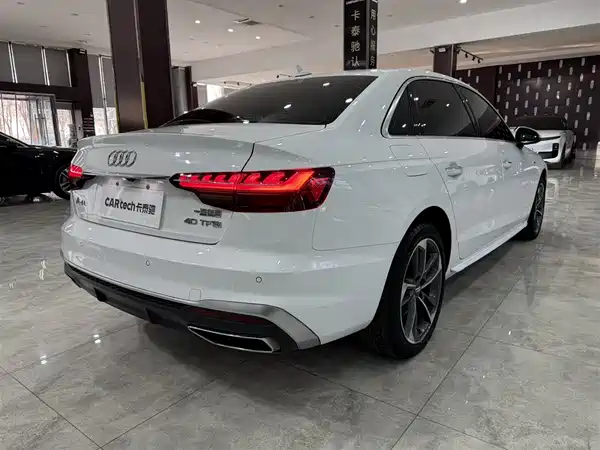 Audi A4L 2022