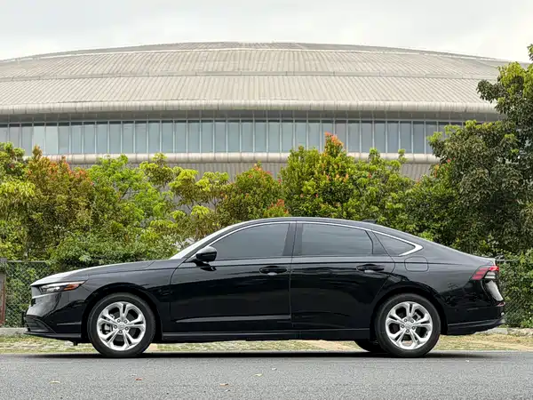 Honda Accord 2023