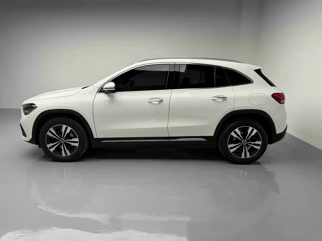 Mercedes-Benz GLA 2021 — фото 18