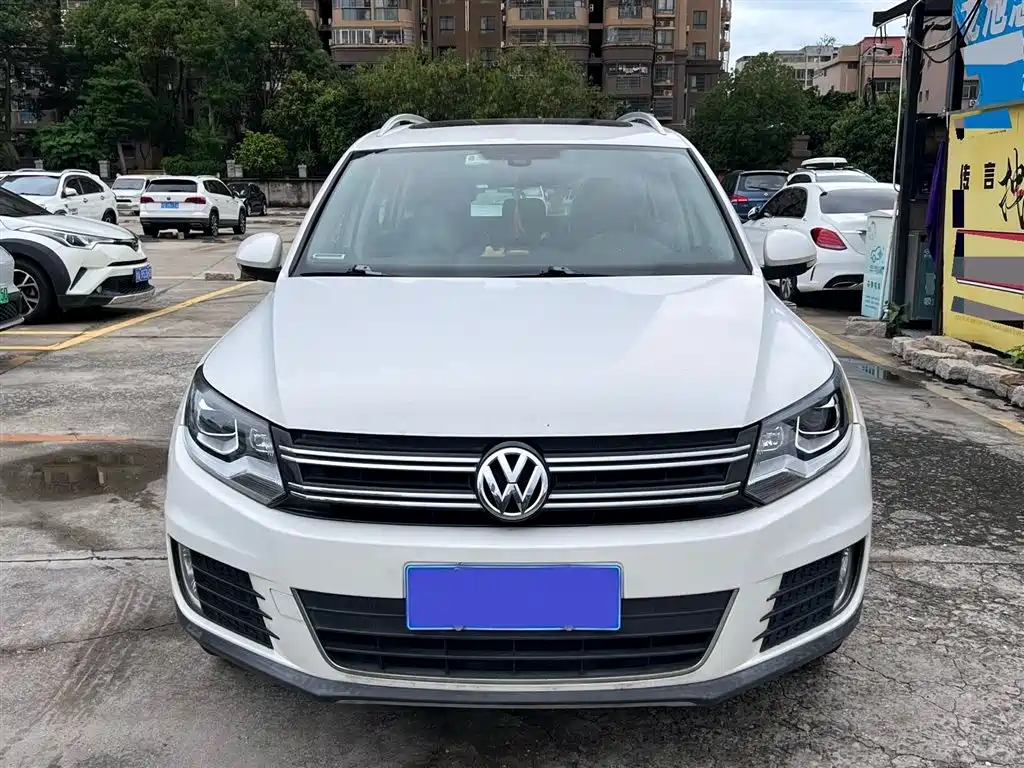 Volkswagen Tiguan 2015 — фото 2